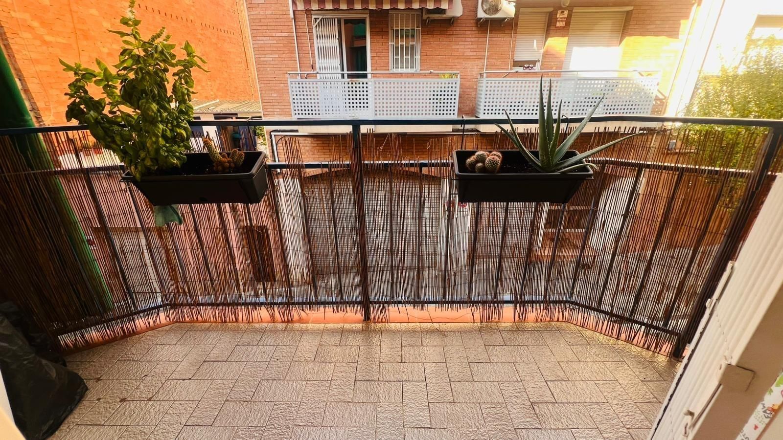 Balcony of Flat for sale in Badalona  with Air Conditioner and Balcony