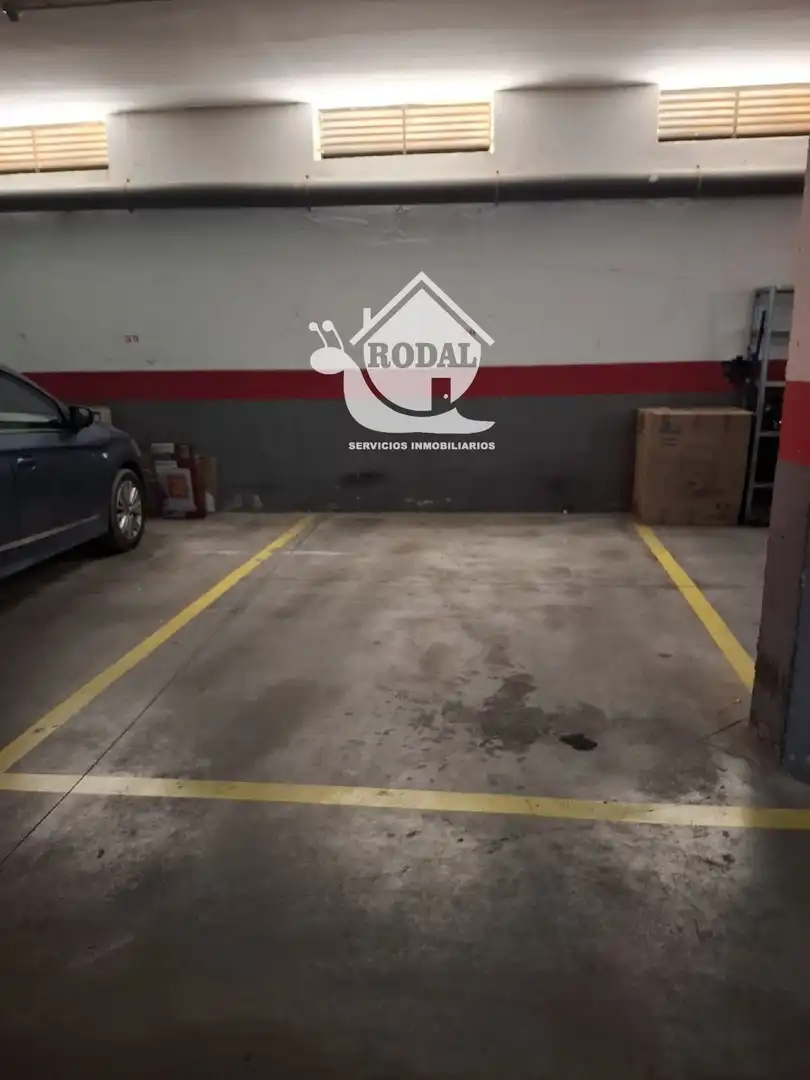 Parking de Piso en venta en Huércal de Almería con Aire acondicionado, Calefacción y Parquet