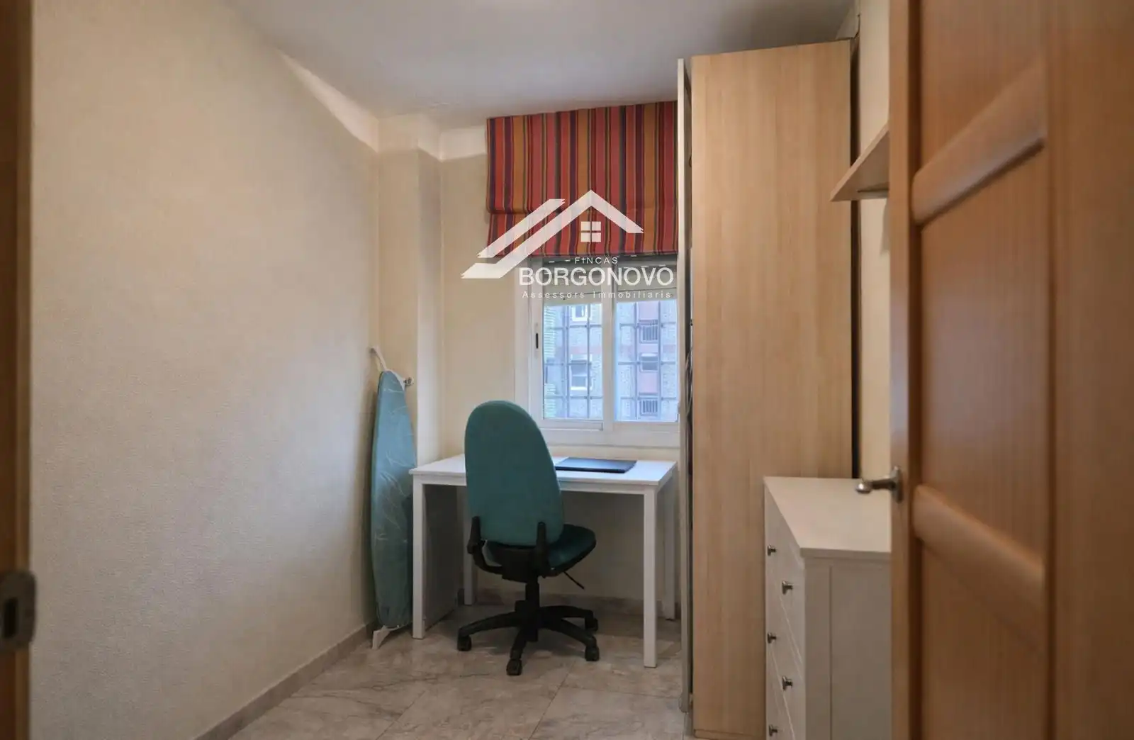 Schlafzimmer von Wohnung zum Verkauf in Barcelona mit Klimaanlage, Heizung und Terrasse