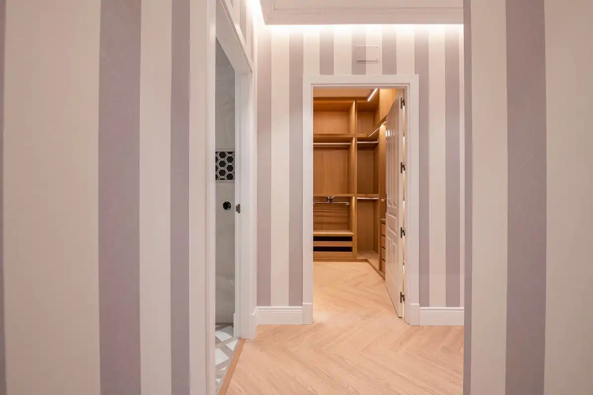 Flat with lift for sale in C. de Guzmán el Bueno, imagen 26