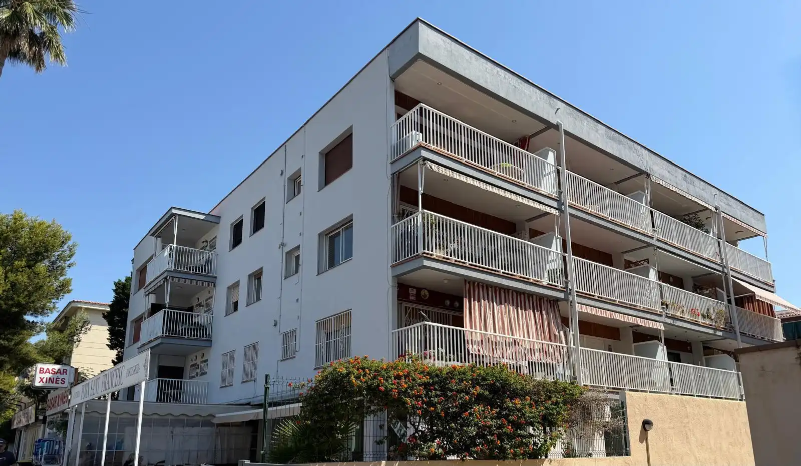 Vista exterior de Apartament en venda en El Vendrell amb Aire condicionat, Parquet i Terrassa