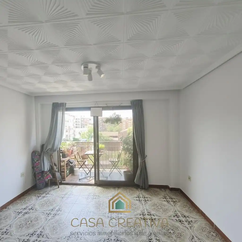 Terraza de Piso en venta en Valencia con Amueblado y Balcón