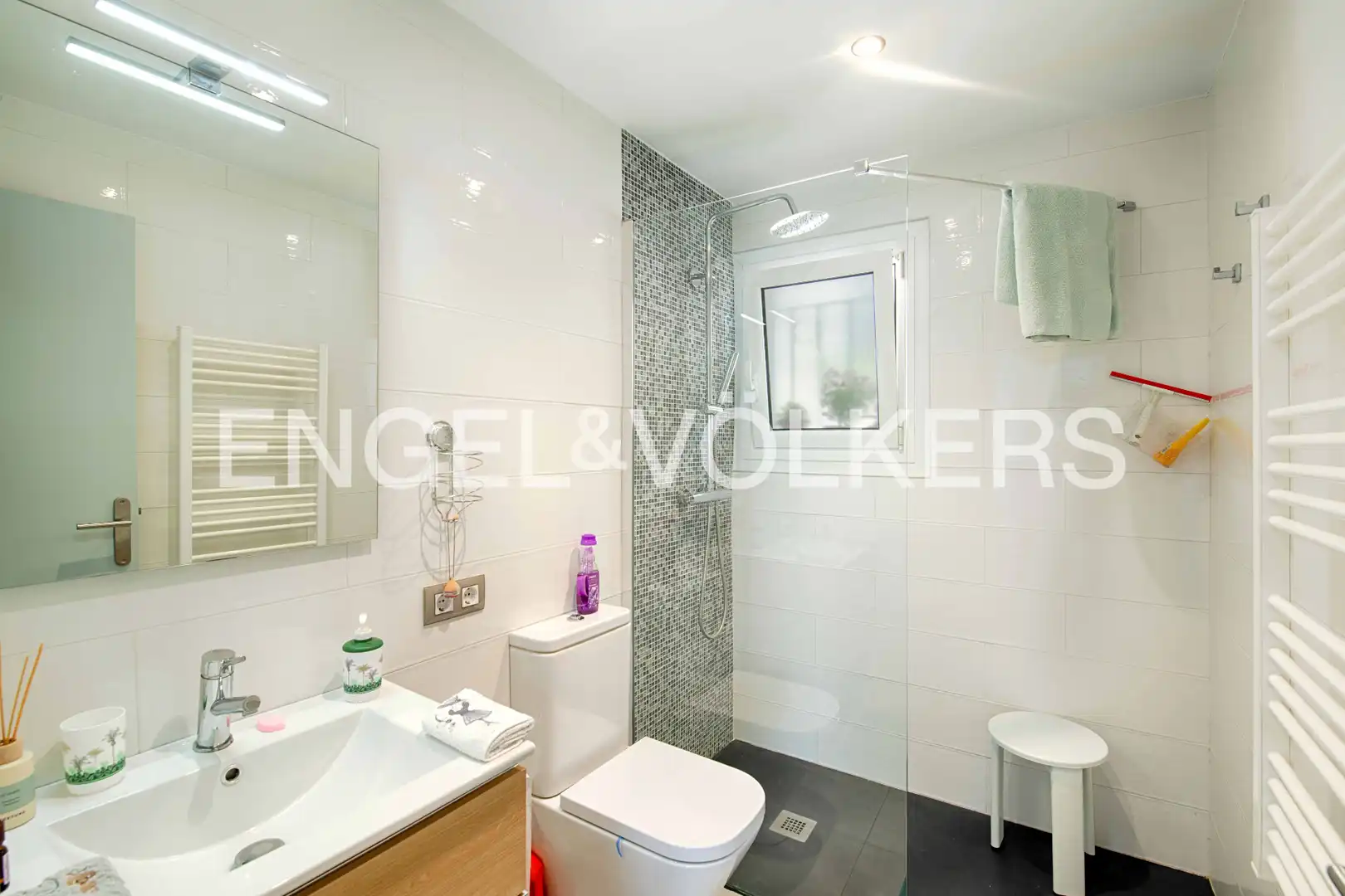 Piso con terraza en venta en Carrer Cant dels Ocells 38, imagen 22
