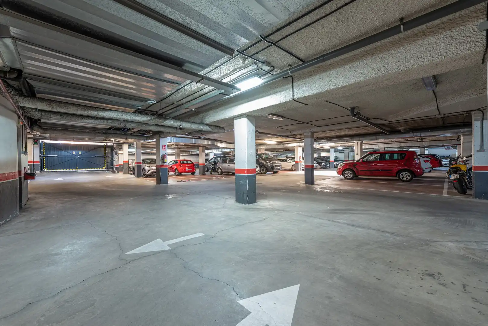 Parkplatz von Wohnung zum Verkauf in Madrid mit Klimaanlage, Terrasse und Abstellraum