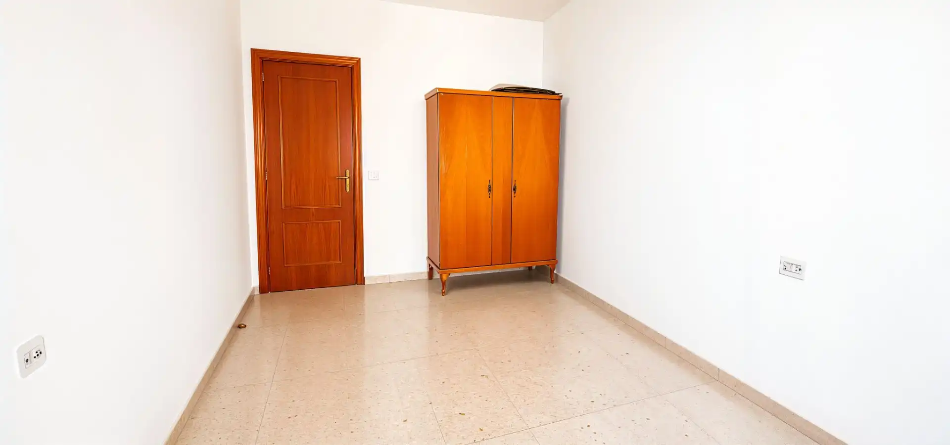 Bedroom of Flat for sale in Navalmoral de la Mata  with Terrace and Furnished