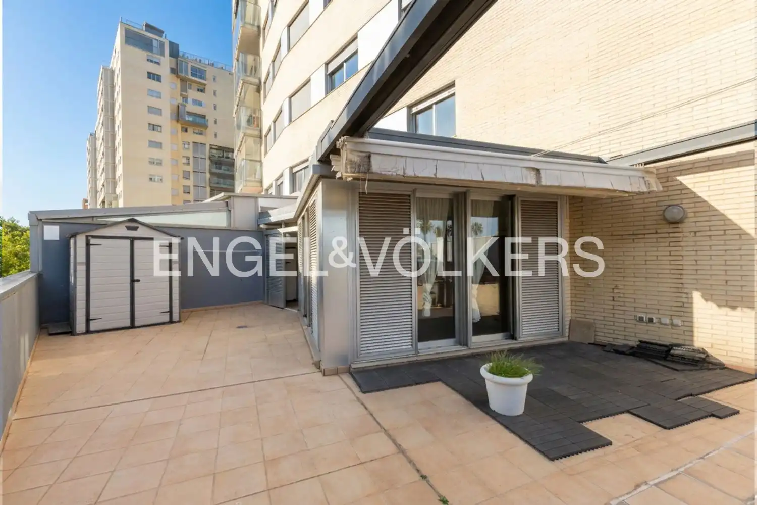 Terrace of Duplexes for sale in Valencia  with Air Conditioner, Heating and Private garden
