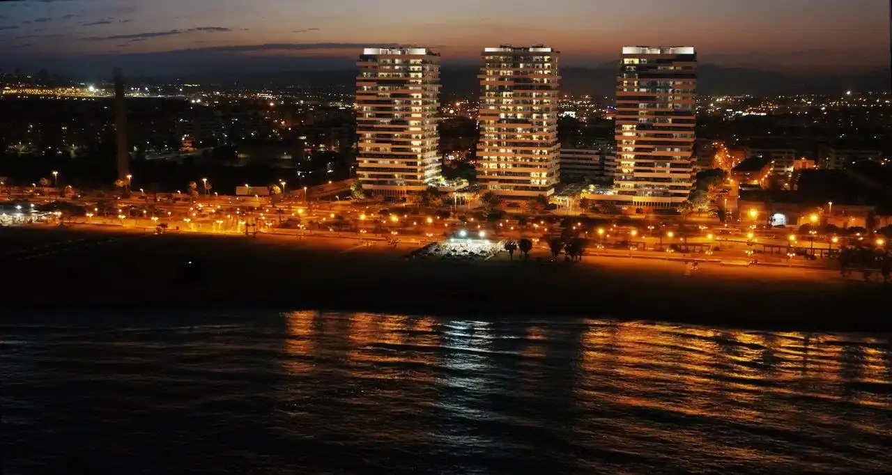 Flat for sale in Pacífico, 92, Martín Carpena - Torre del Río