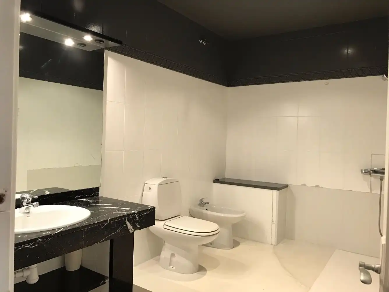 Baño de Piso de alquiler en Manresa con Aire acondicionado, Calefacción y Parquet