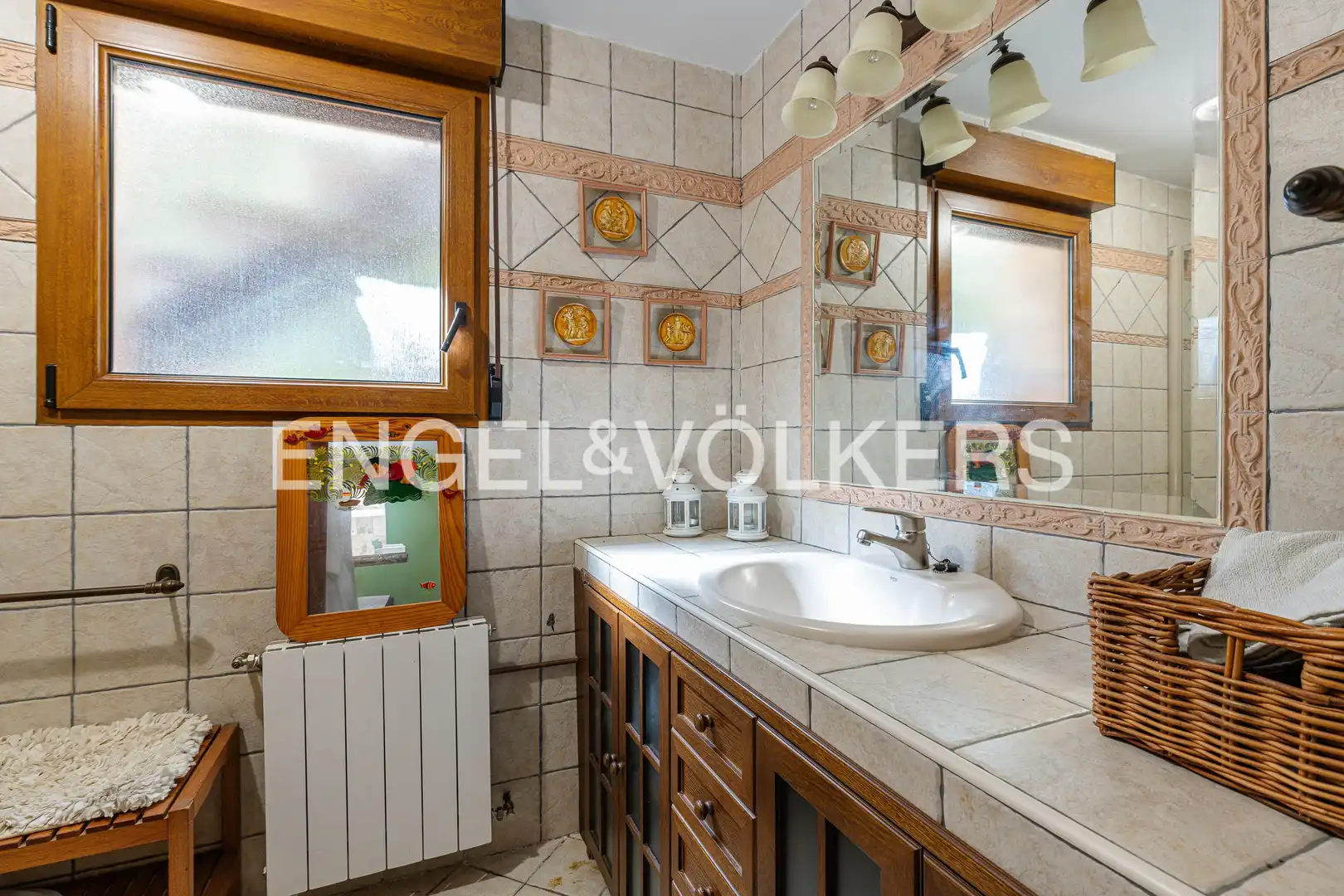 Bathroom of Houses for sale in Becerril de la Sierra  with Heating, Private garden and Terrace