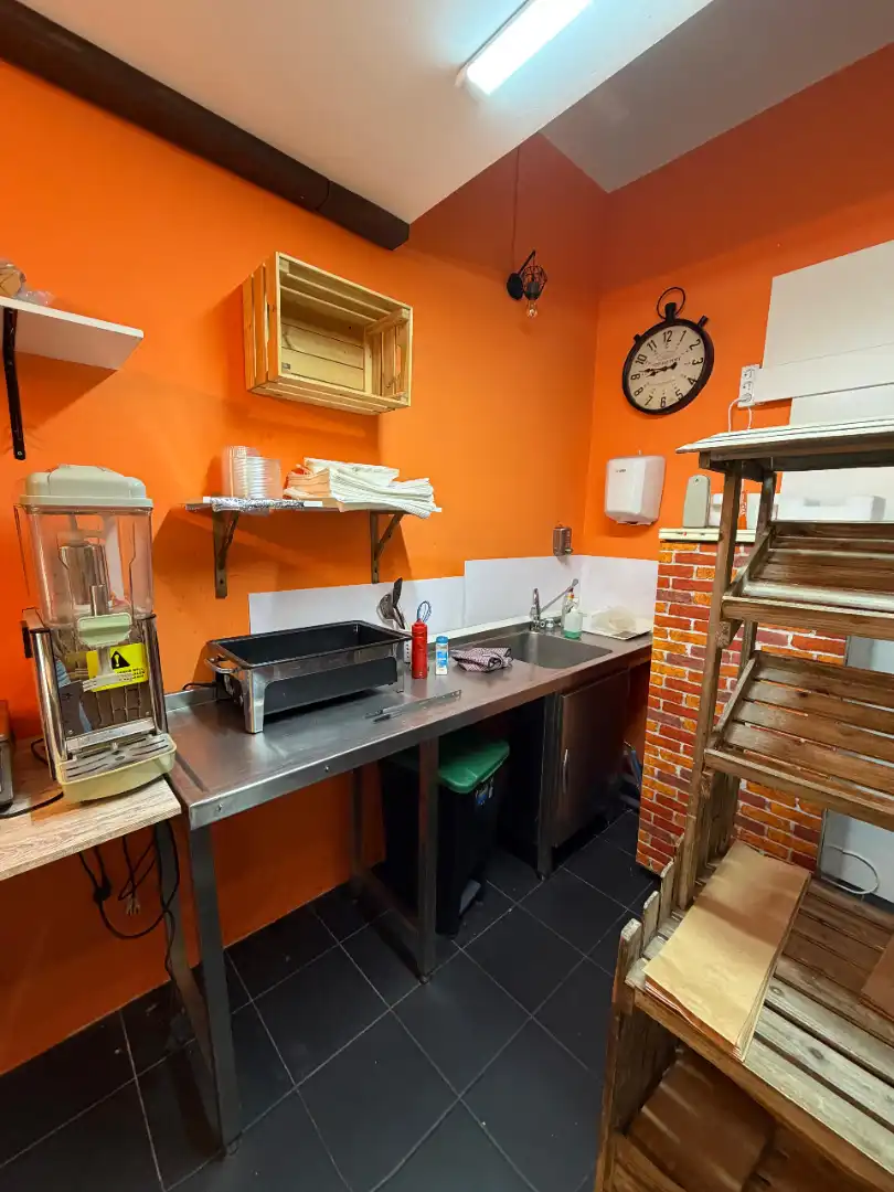 Local comercial en alquiler en Agra del Orzán - Ventorrillo, imagen 7