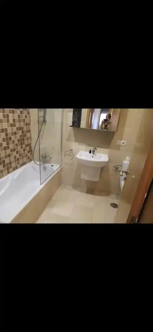 Bathroom of Flat for rent in Porto do Son  with Storage room, Furnished and Oven