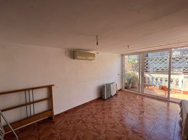 Ático con balcón en venta en de Ventalló