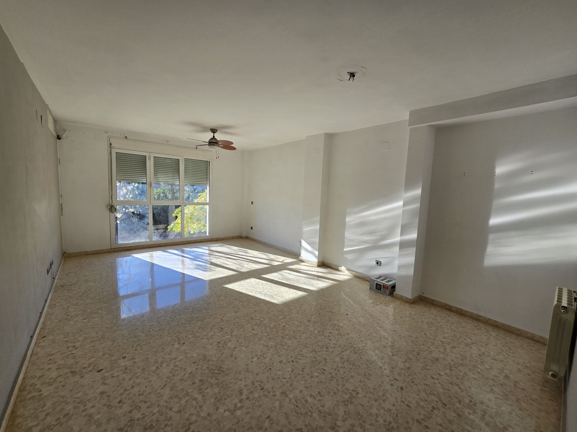 Piso en venta en Avinguda Nou d'Octubre