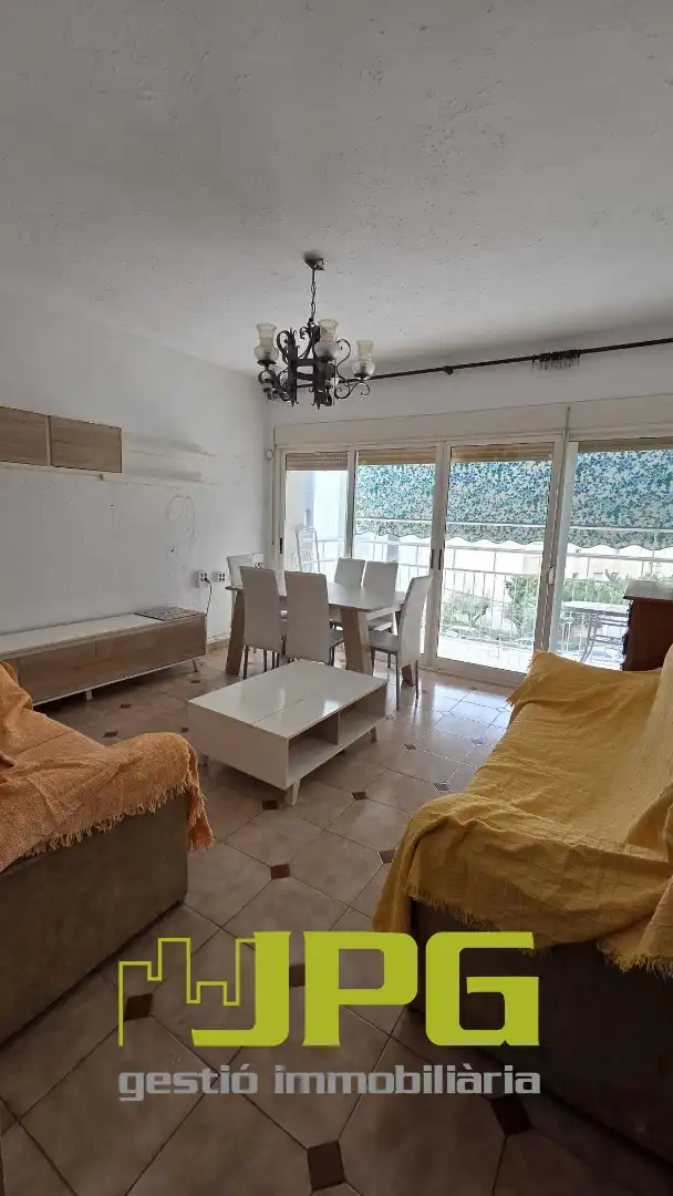 Comedor de Piso en venta en Sant Joan d'Alacant con Amueblado, Horno y Balcón