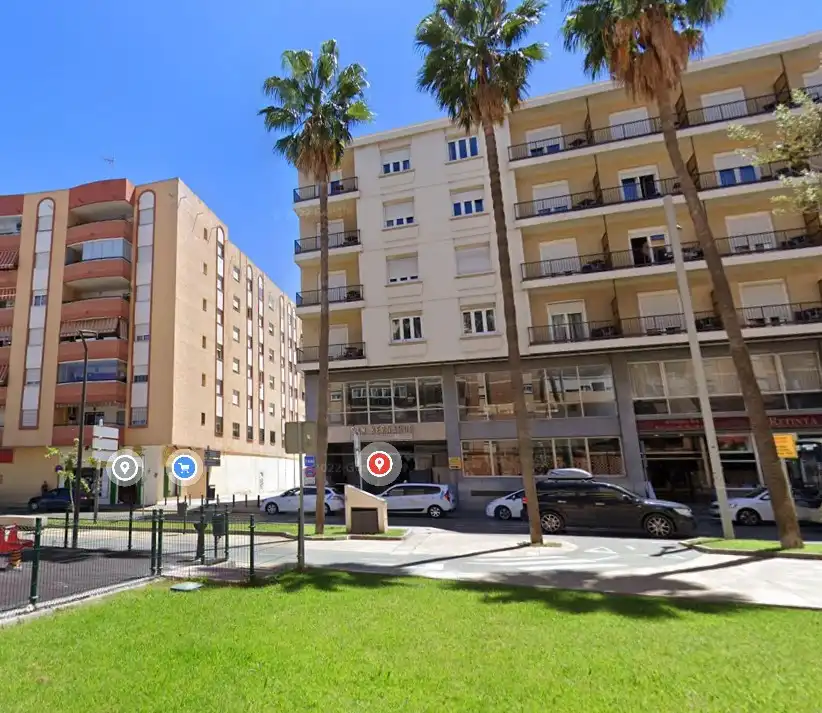 Vista exterior de Local en venta en Algeciras