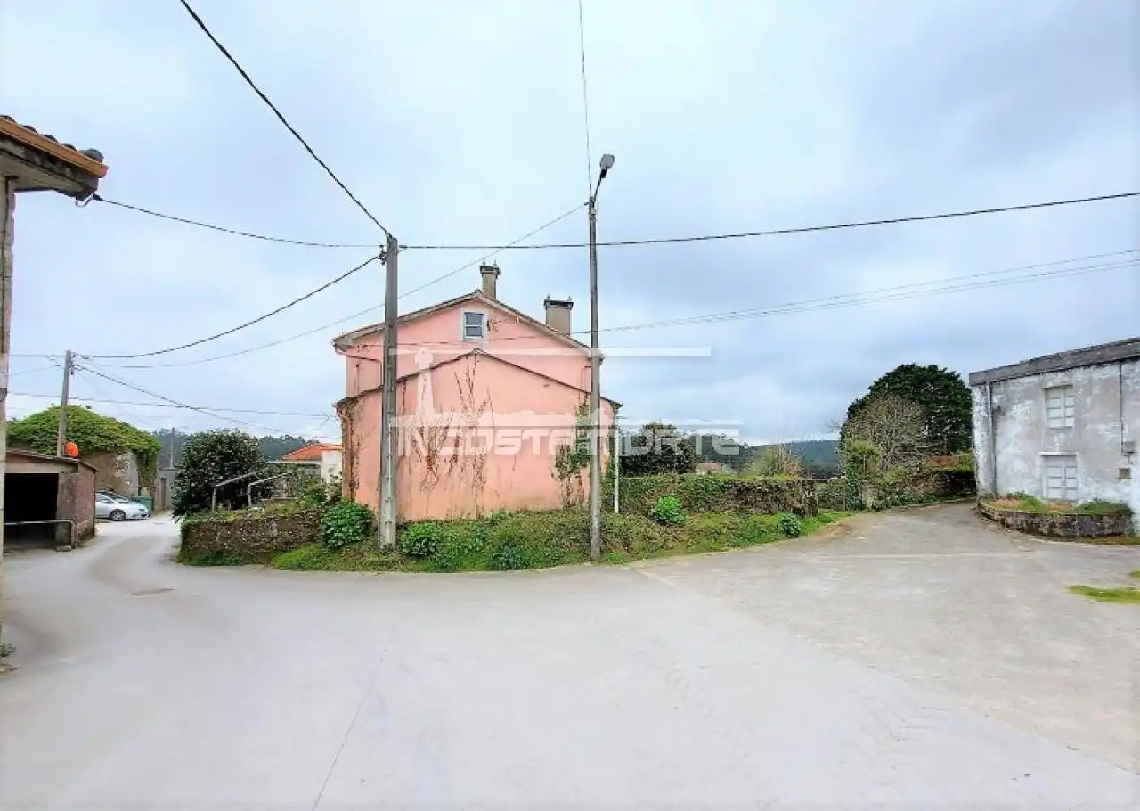 Casa o xalet en venda en Muxía amb Jardí privat, Traster i Balcó
