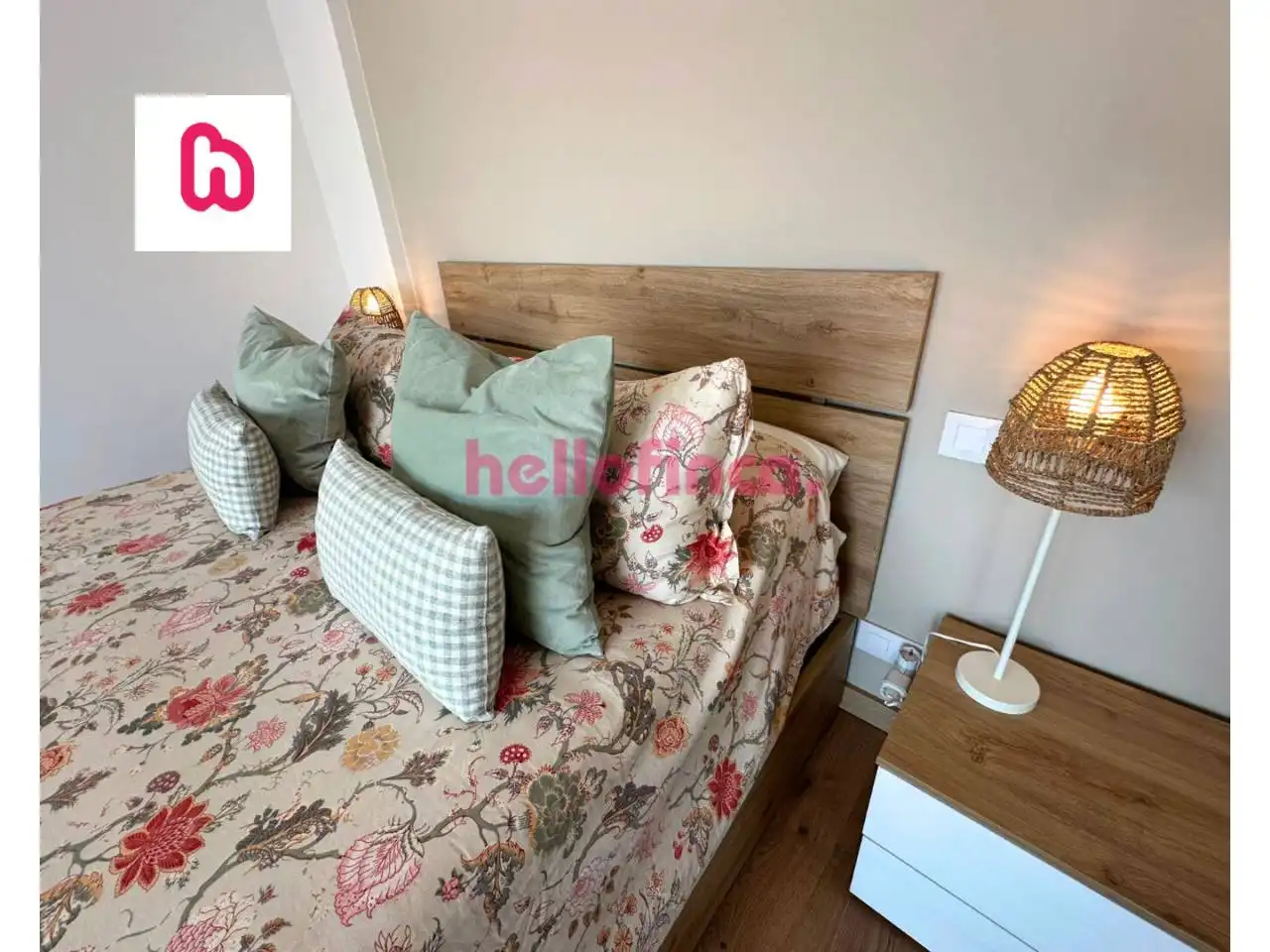Bedroom of Flat for sale in Sant Celoni  with Air Conditioner, Heating and Parquet flooring