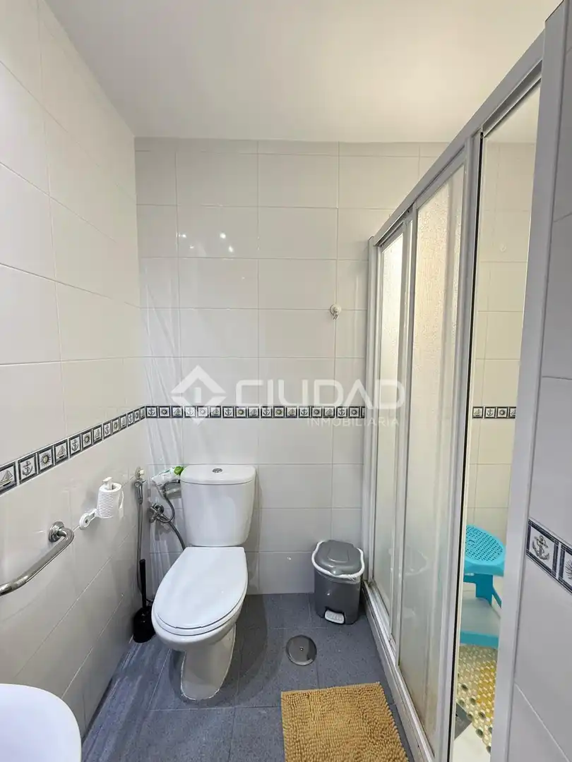 Baño de Piso en venta en Chipiona con Terraza