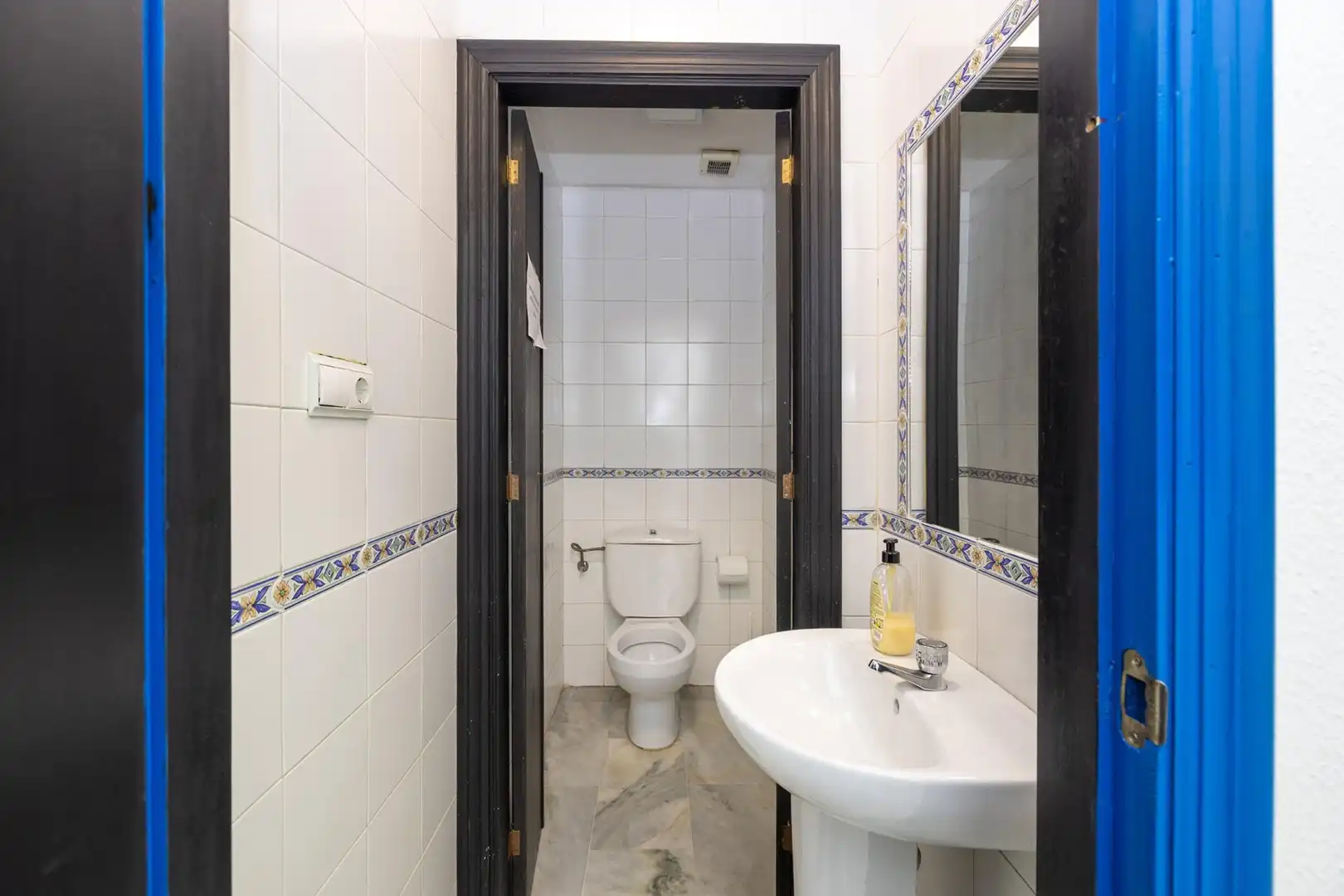 Business premises for sale in Calle Cisne 10, imagen 24