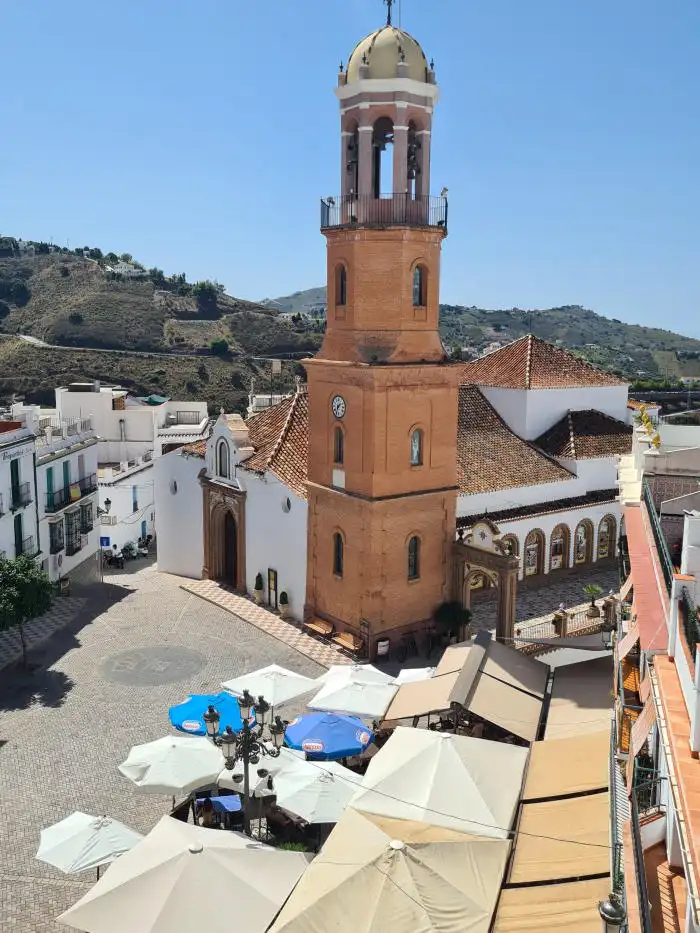 Vista exterior de Edifici en venda en Cómpeta