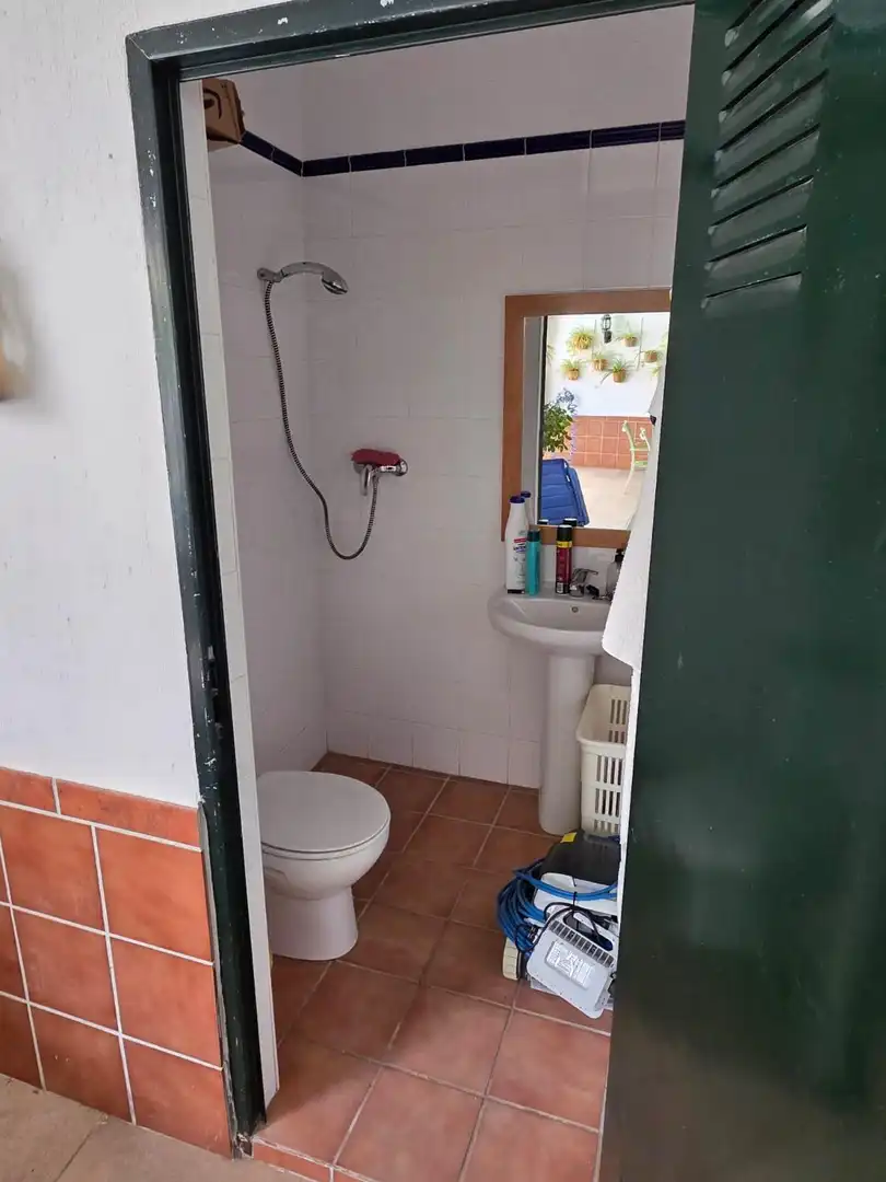 Bathroom of Houses for sale in Ventas de Huelma  with Air Conditioner, Heating and Private garden