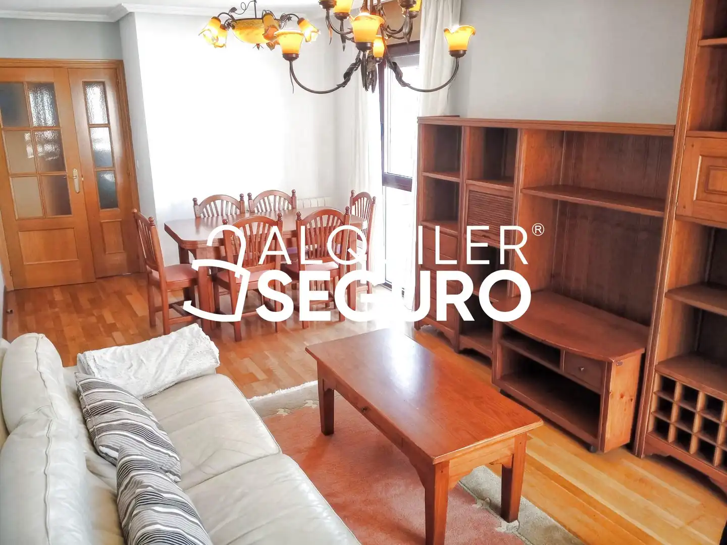 Living room of Flat for rent in Valladolid  with Heating, Swimming Pool and Furnished