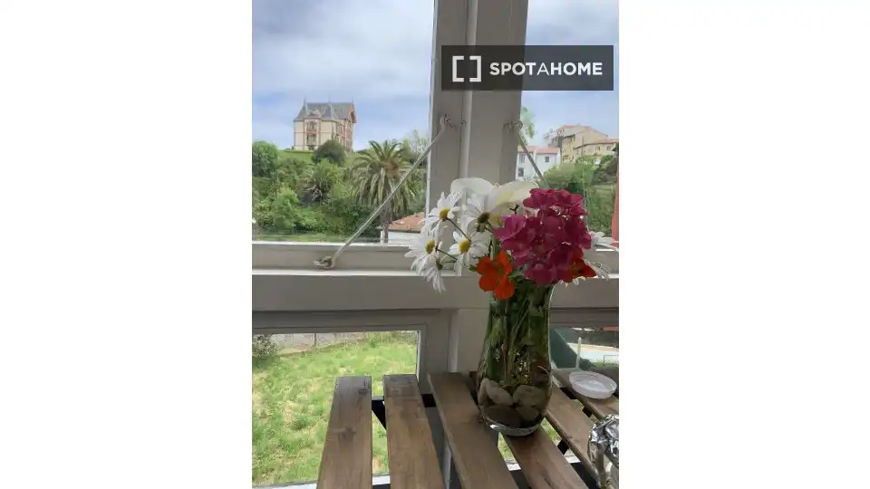 Terraza de Apartamento para compartir en Comillas (Cantabria) con Aire acondicionado, Terraza y Amueblado