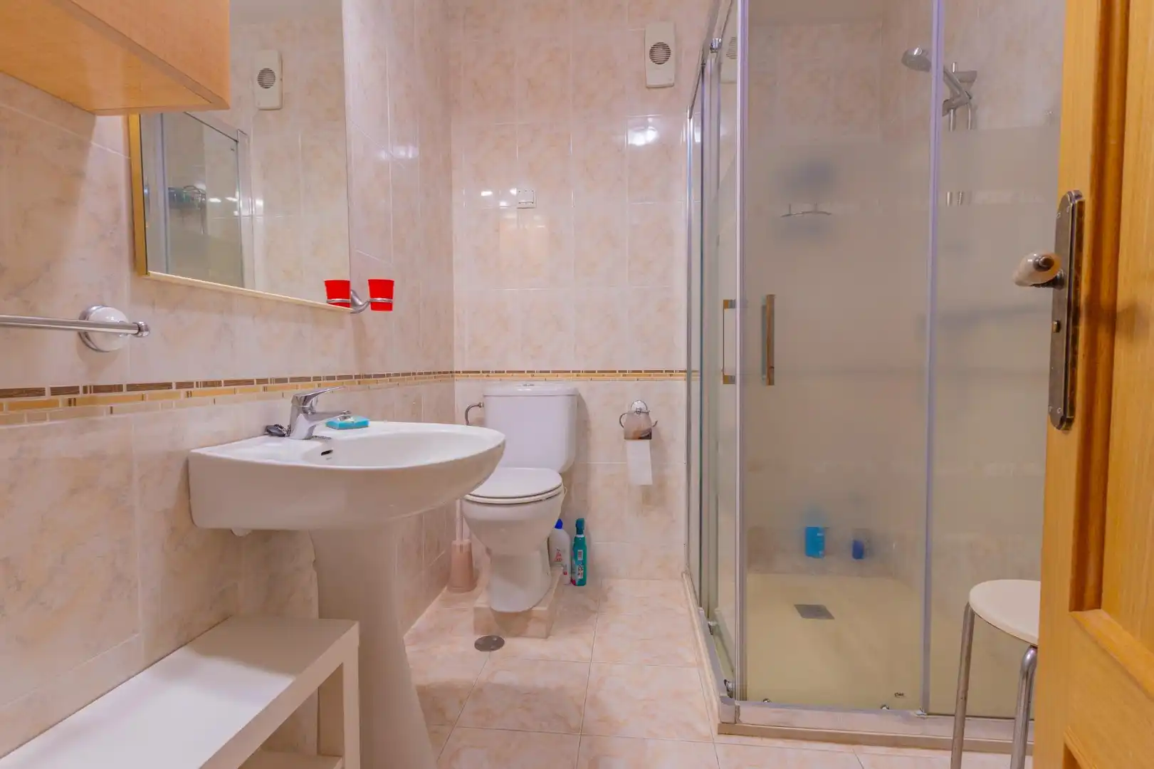 Baño de Piso en venta en Águilas con Terraza, Amueblado y Balcón