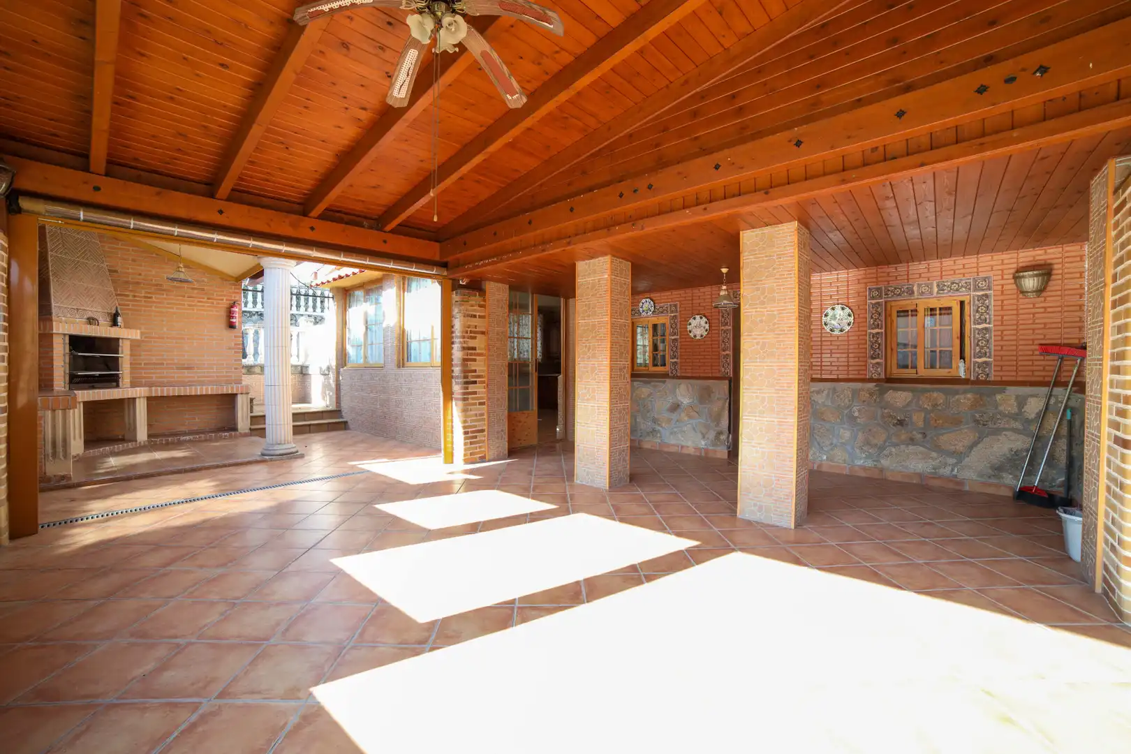 Casa o xalet en venda en Arroyomolinos (Madrid) amb Aire condicionat, Calefacció i Jardí privat