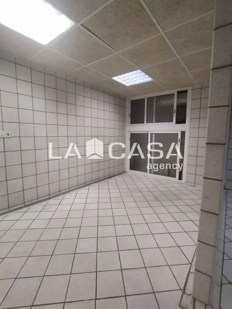 Local comercial en venda a Congost, imagen 8