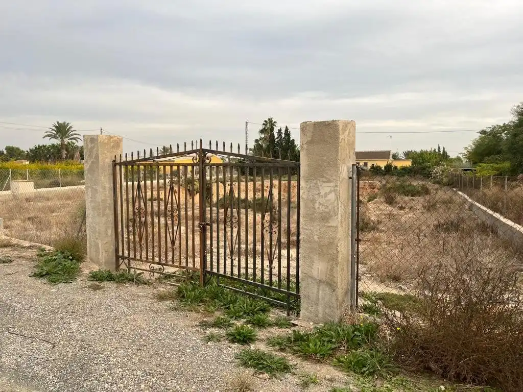 Terreno residencial en venta en La Algoda - Matola - Llano de San José