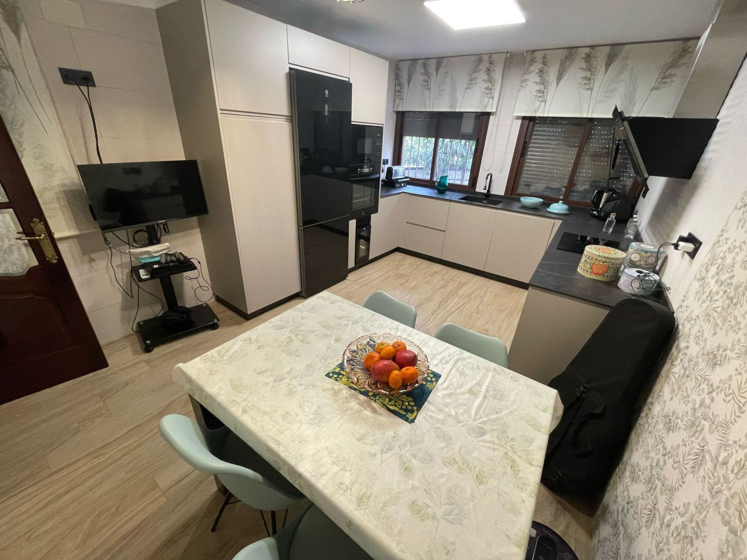 Kitchen of House or chalet for sale in Alcalá de Guadaira  with Air Conditioner