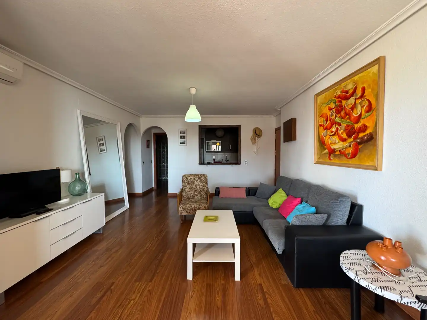 Sala de estar de Piso de alquiler en Santa Pola con Aire acondicionado, Calefacción y Terraza