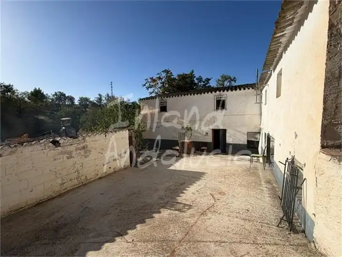 Casa rústica amb piscina en venda a Alcalá la Real, imagen 16