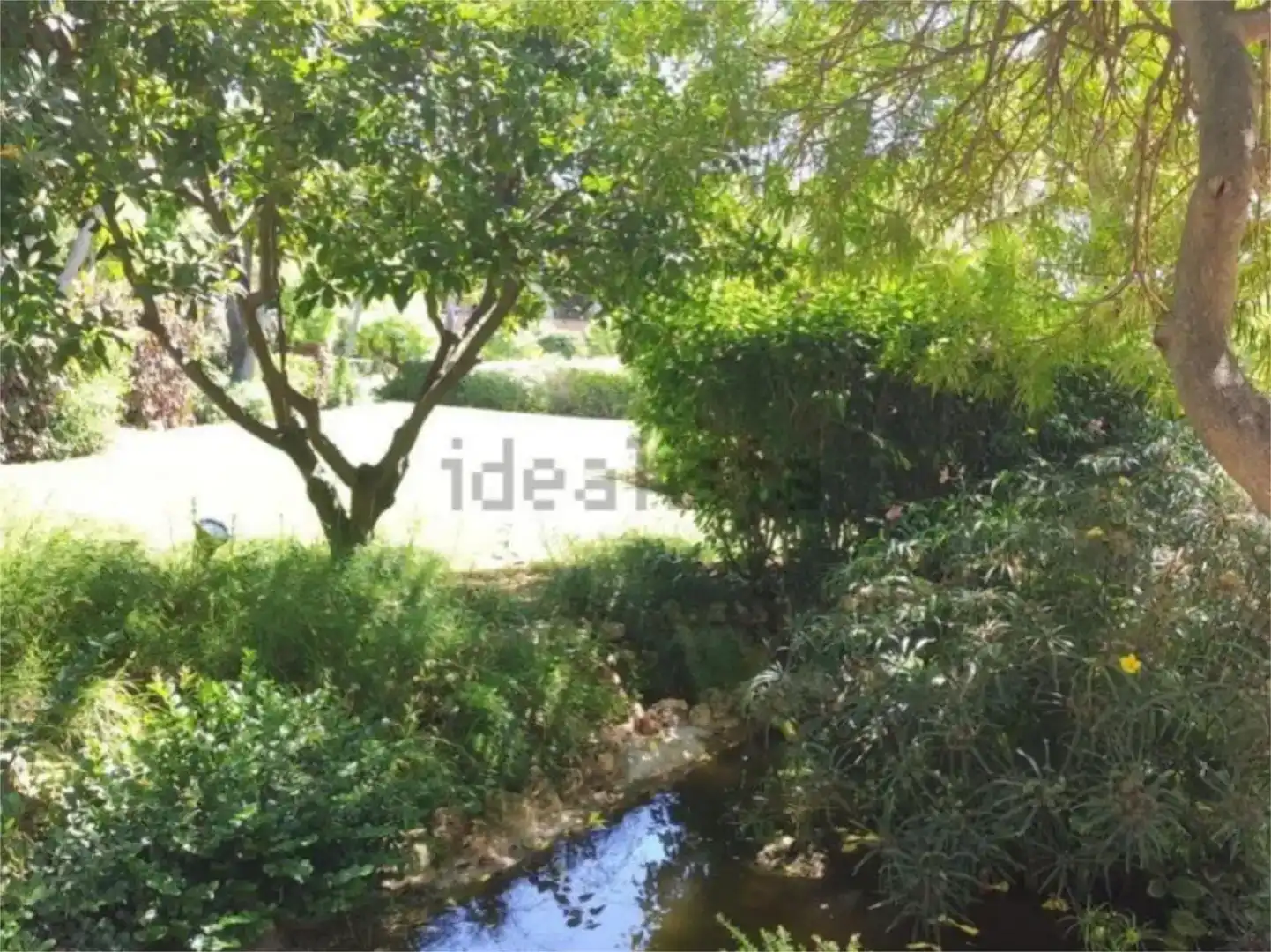 Flat for rent in Marbella  with Air Conditioner, Swimming Pool and Balcony