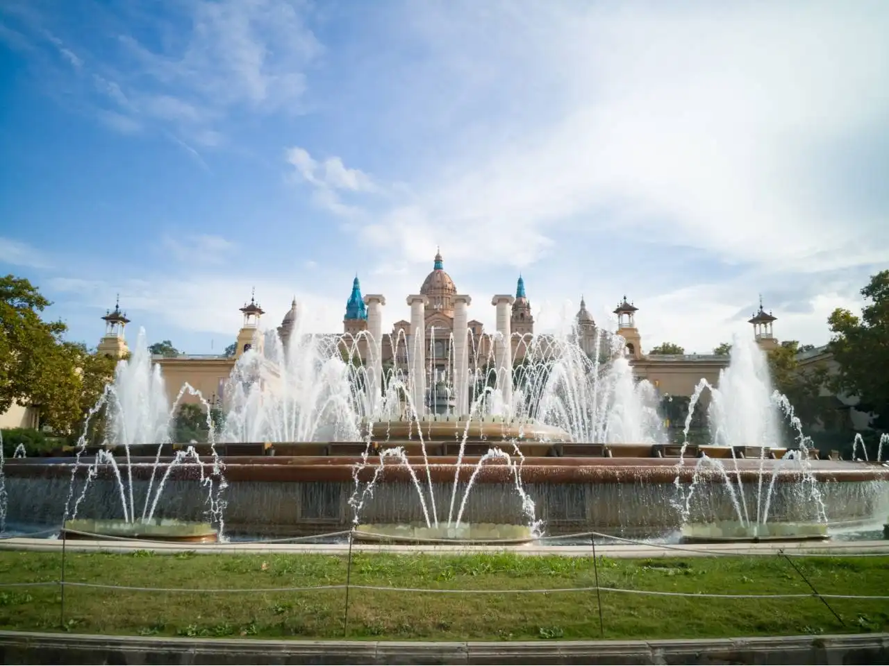 Vista exterior de Garaje en venta en Barcelona con Alarma