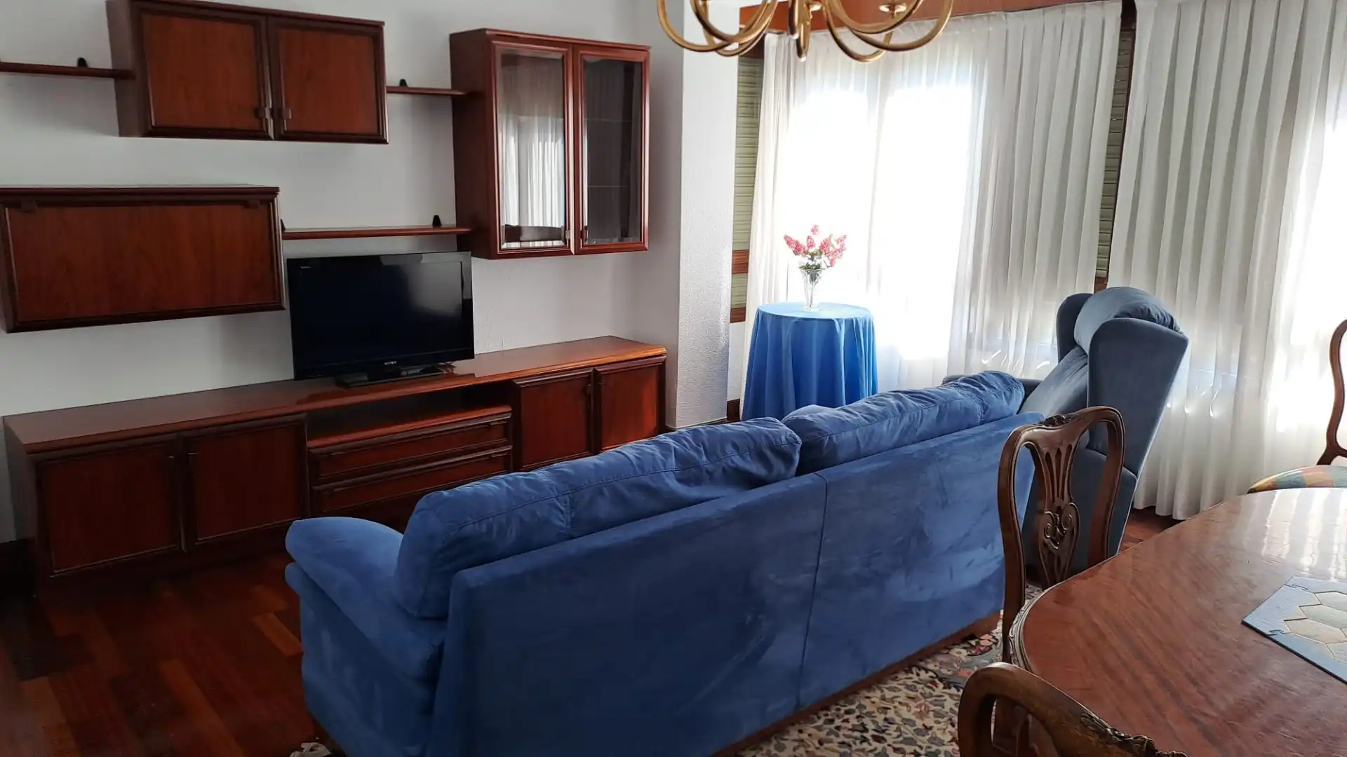 Living room of Flat for rent in Bilbao   with Heating, Private garden and Furnished