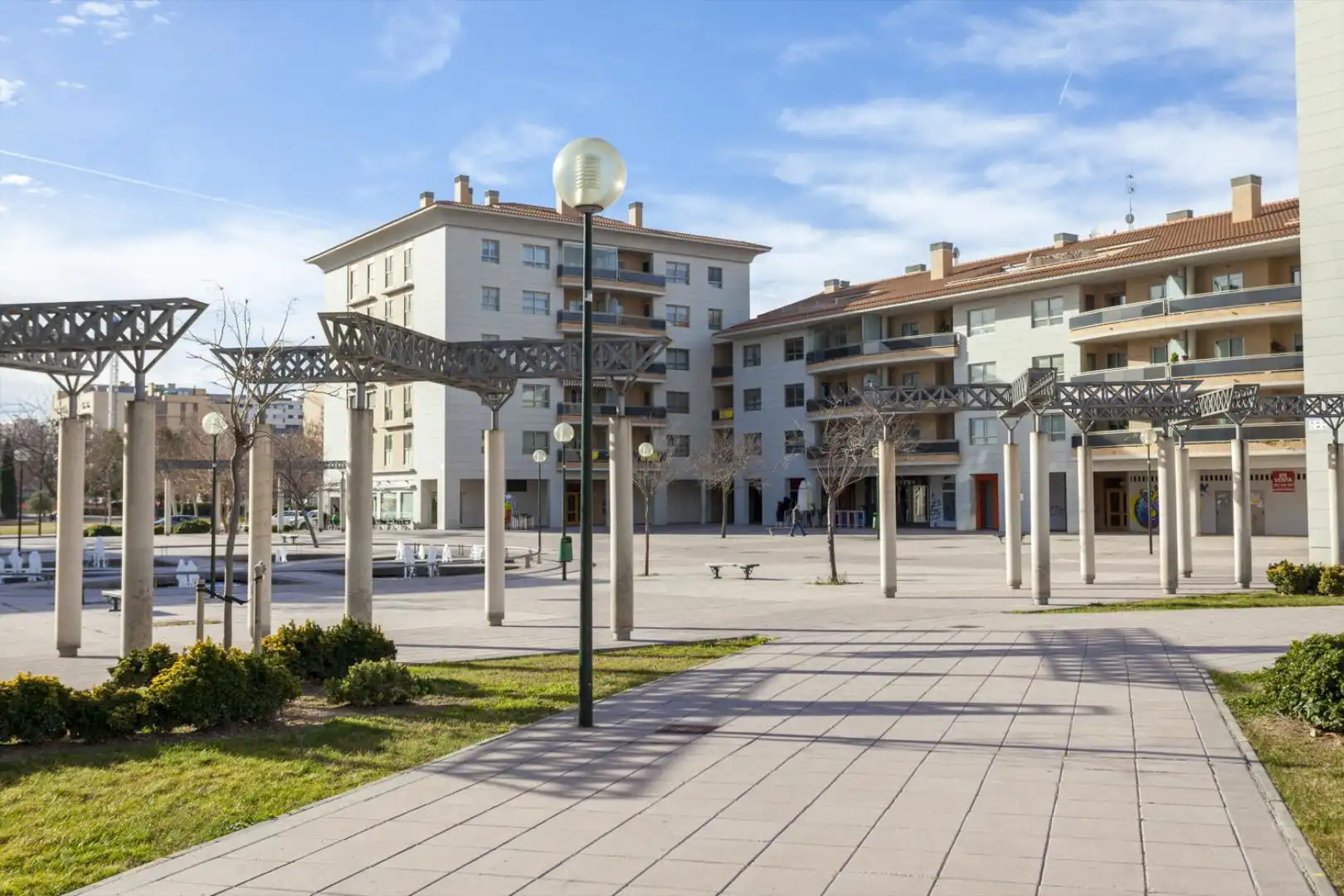 Vista exterior de Piso en venta en Zaragoza con Terraza, Trastero y Piscina