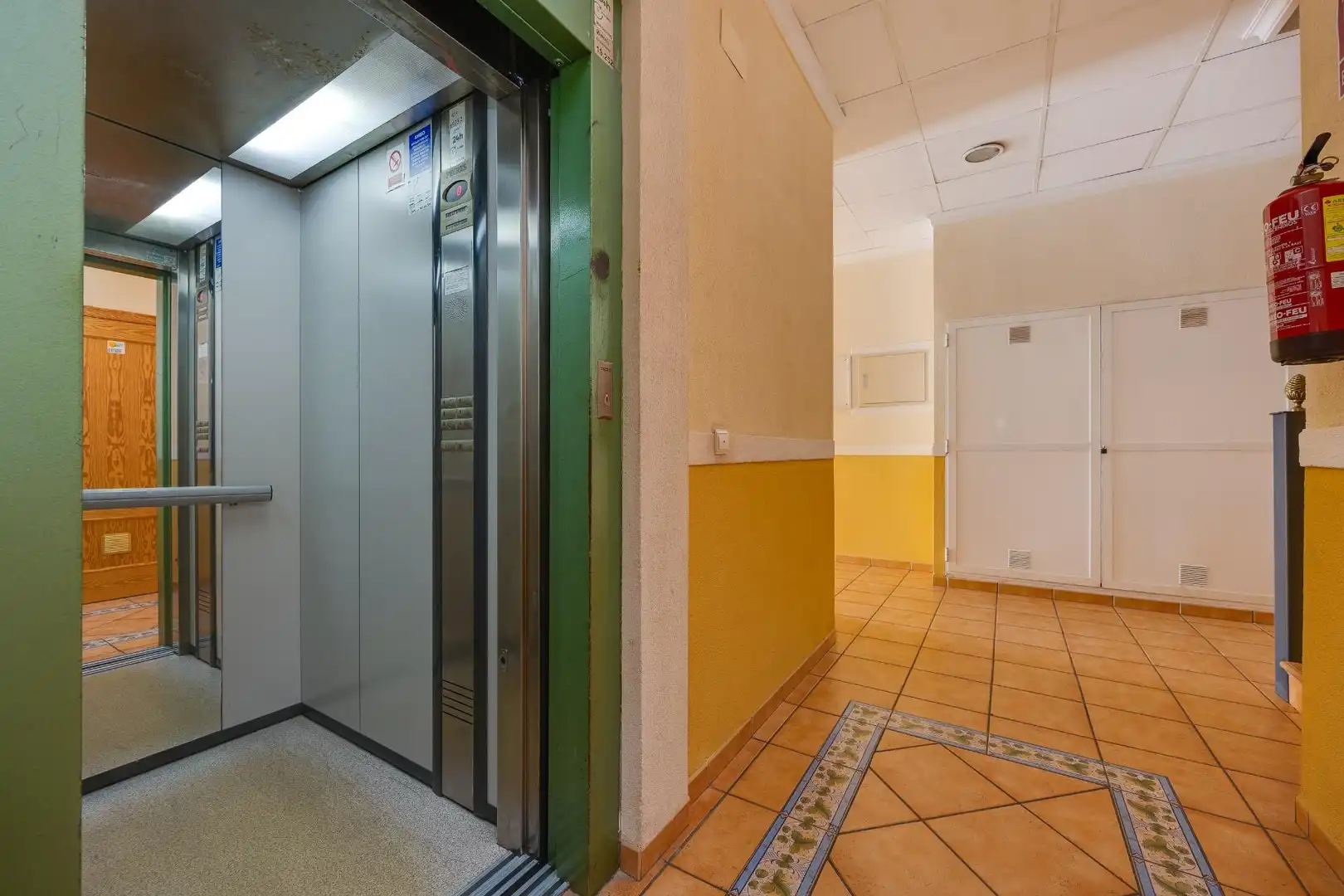 Appartamento con ascensore in vendita a Calle Calle Terremoto, imagen 32