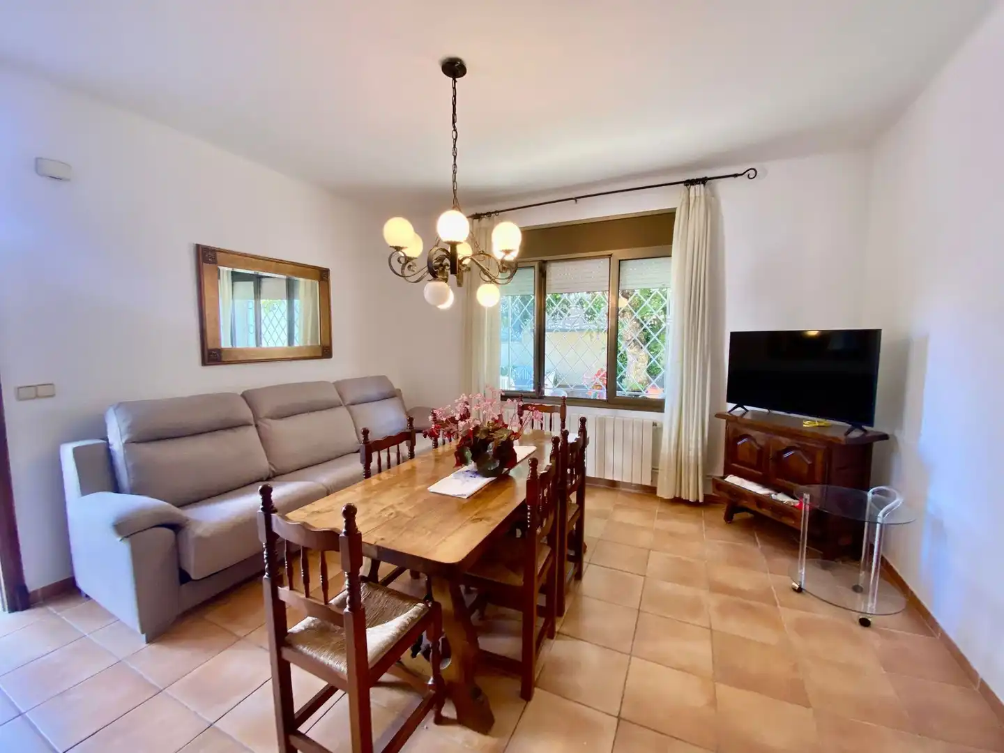 Comedor de Casa o chalet en venta en Torredembarra con Aire acondicionado, Calefacción y Jardín privado