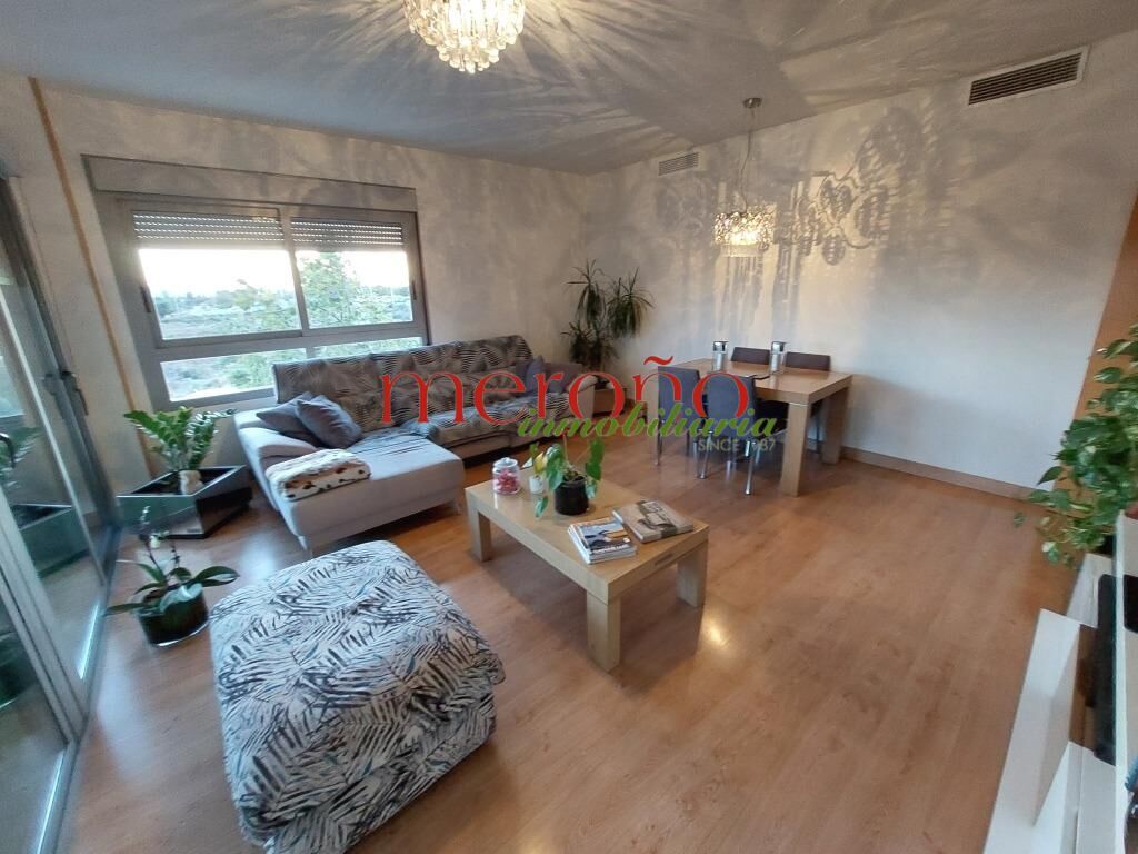 Living room of Flat for sale in Elche / Elx  with Air Conditioner, Heating and Terrace