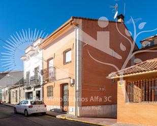 Vista exterior de Àtic en venda en Colmenar Viejo amb Aire condicionat i Terrassa