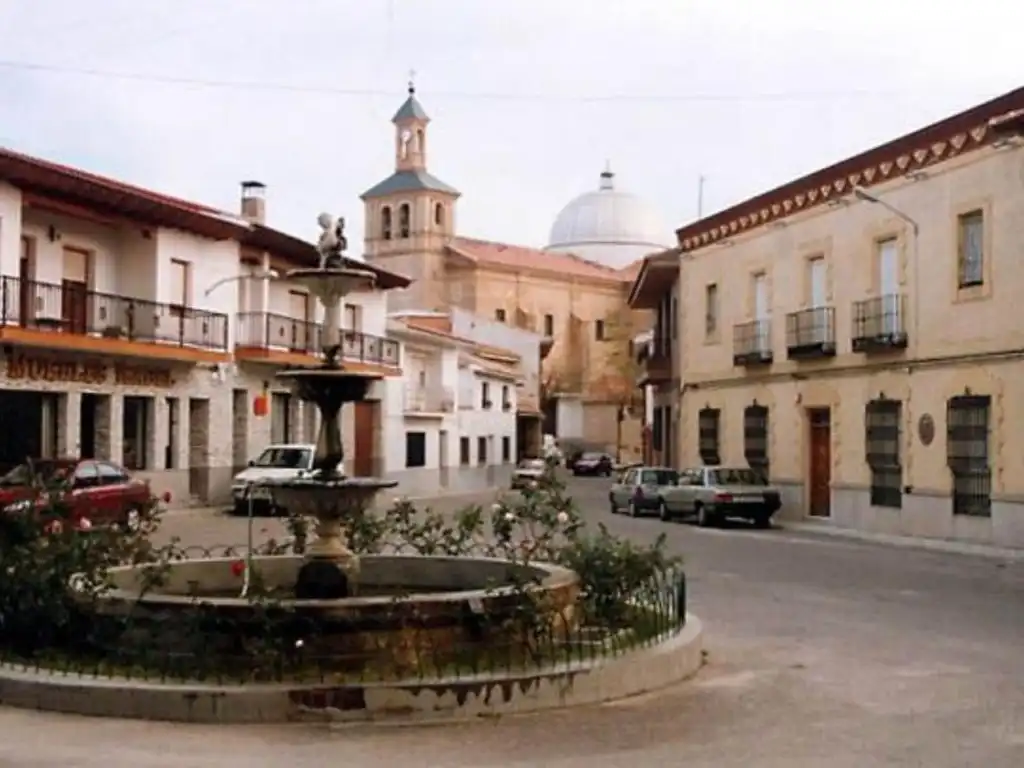 Exterior view of Residential for sale in Yuncler