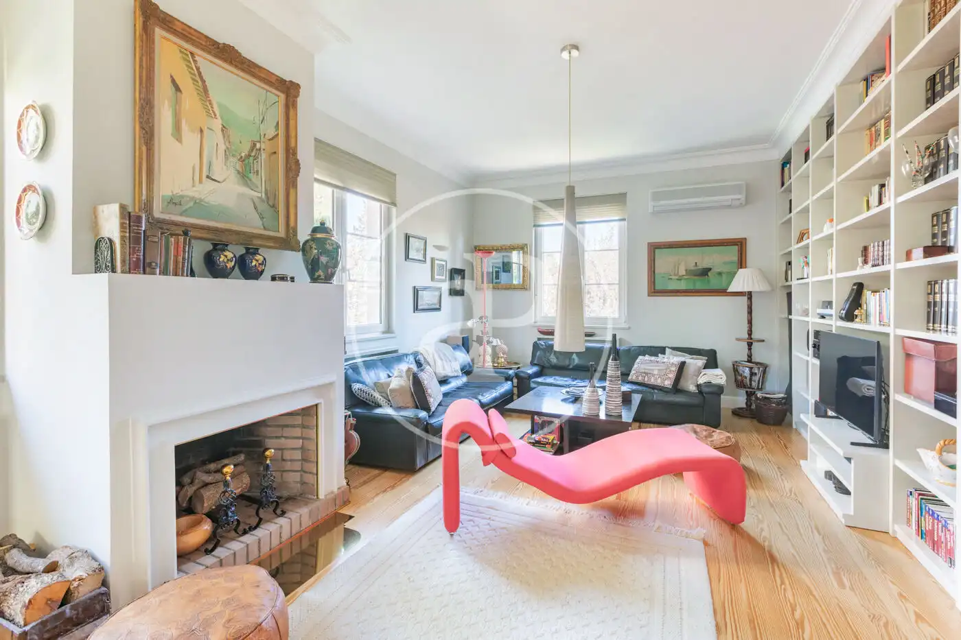 Living room of Houses for sale in Madrid  with Air Conditioner, Heating and Private garden
