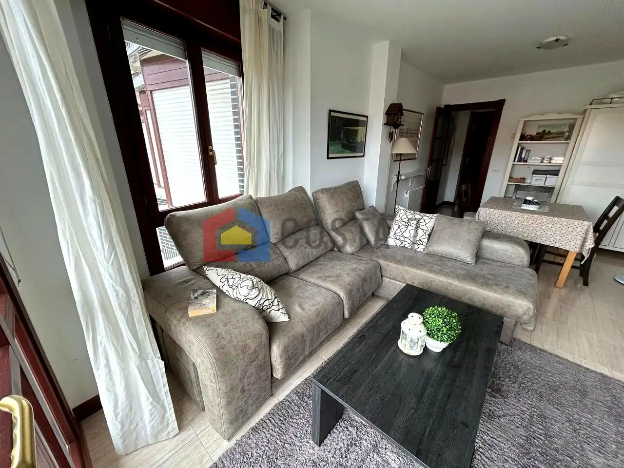 Living room of Flat for sale in Noja  with Terrace and Community pool