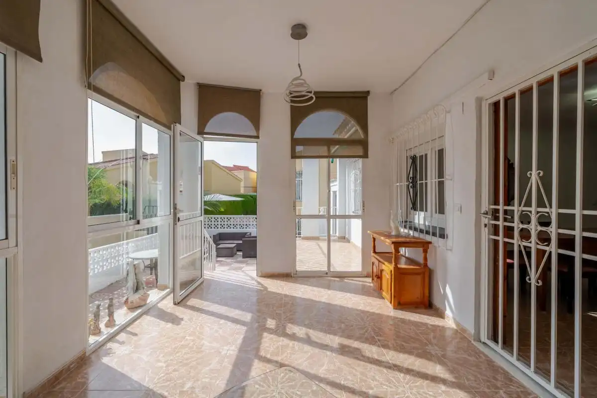 Casa o chalet de alquiler en Elche / Elx con Aire acondicionado, Calefacción y Jardín privado