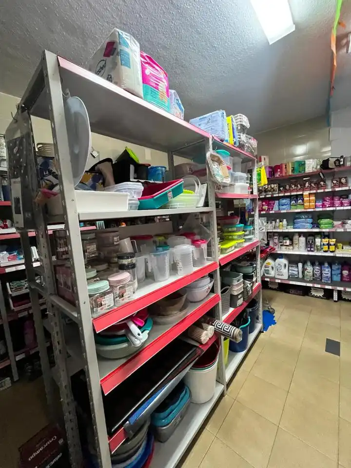 Geschaftsraum zur Miete in Avenida los Caídos, Ahigal