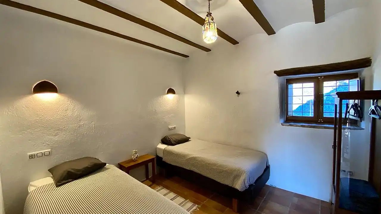 Dormitori de Casa o xalet en venda en Taberno amb Calefacció, Jardí privat i Traster