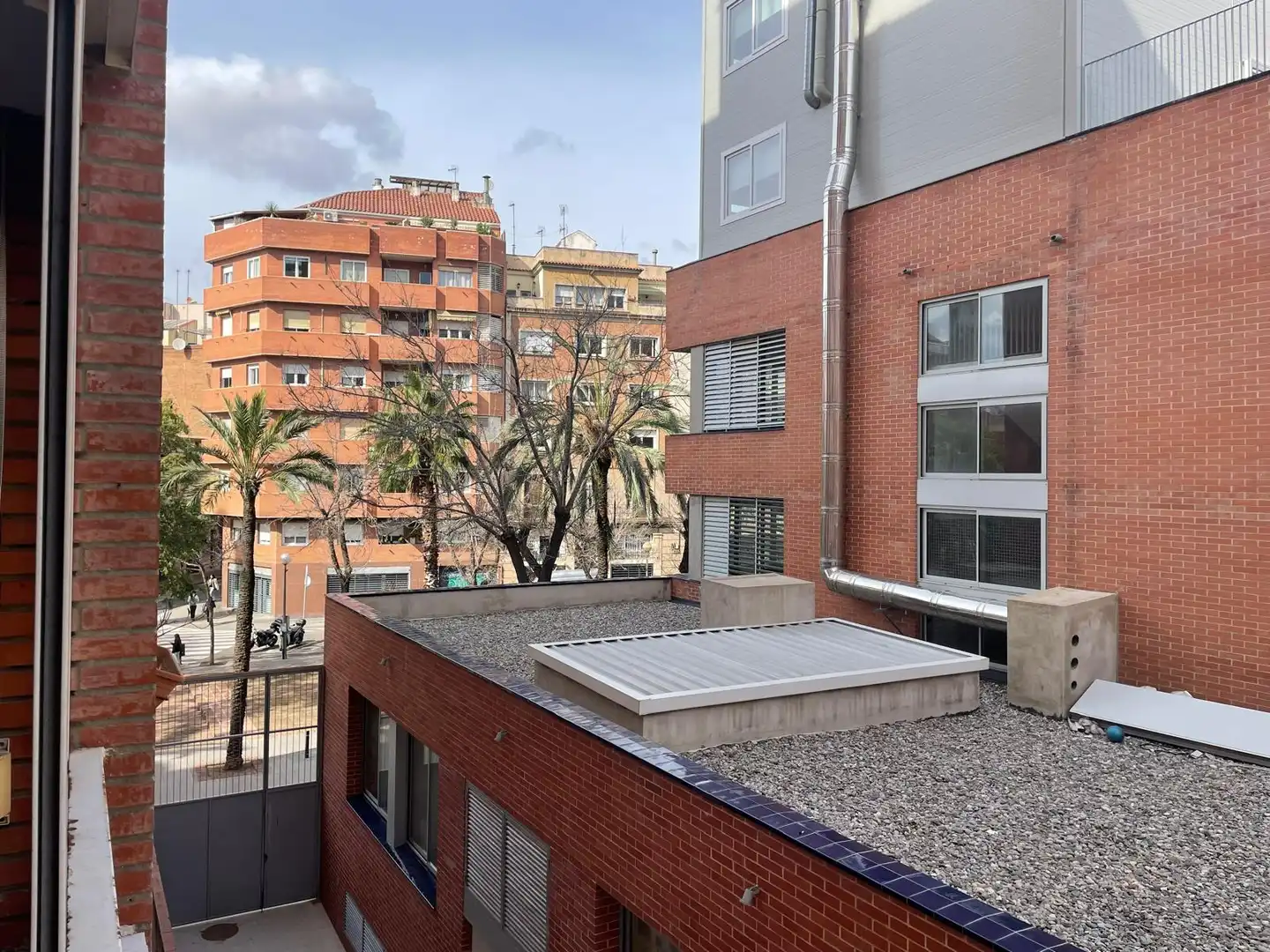 Außenansicht von Wohnung zum Verkauf in Barcelona mit Heizung