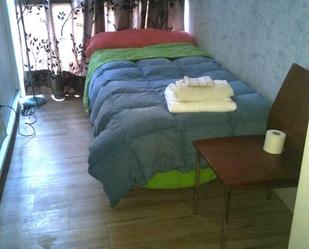 Bedroom of Apartment to share in  Valencia Capital  with Air Conditioner, Furnished and Oven